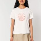 Tshirt manche courte femme de couleur beige avec le dessin de fleurs en couleur pêche.
