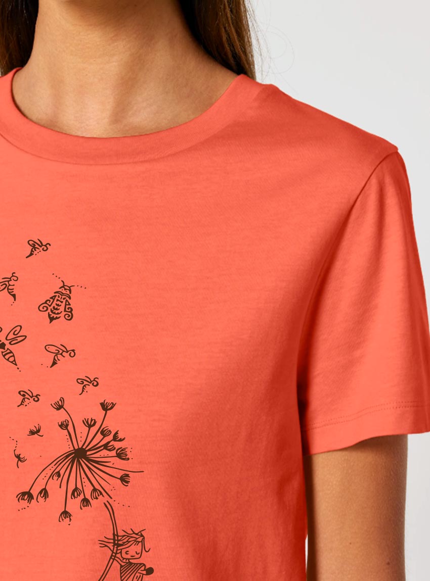 Tshirt femme manche courte de couleur corail et en coton biologique avec dessin d'abeille et de pissenlit en sérigraphie marron.