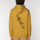 Sweat pour homme et femme en coton biologique de couleur ocre avec un dessin dans le dos représentant les cinq éléments de sérigraphie noir.