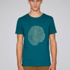 Tshirt homme manche courte en coton biologique de couleur ardoise avec le dessin d'une coupe de bois formée par des petits animaux la sérigraphie est de couleur beige.