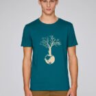 Tshirt homme manche courte couleur ardoise avec le dessin d'un arbre sur une planète et sérigraphie de couleur beige.
