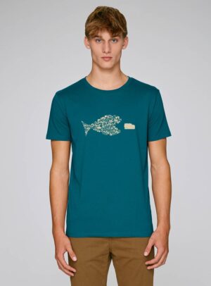 Tshirt homme manche courte coton biologique couleur ardoise avec le dessin d'un poisson en forme de vélo qui mange un 4x4 avec une sérigraphie beige.