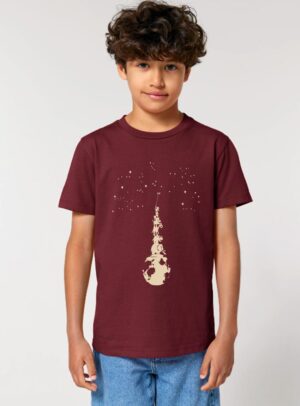 Tshirt enfant manche courte en coton biologique. De couleur bordeau avec le dessin d'une pyramide d'animaux qui essayent d'attraper les étoiles. La couleur de la sérigraphie est beige.