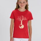 Tshirt enfant manche courte en coton biologique. De couleur rouge avec le dessin d'un arbre sur une planète avec l'inscription save the world. La couleur de la sérigraphie est beige.
