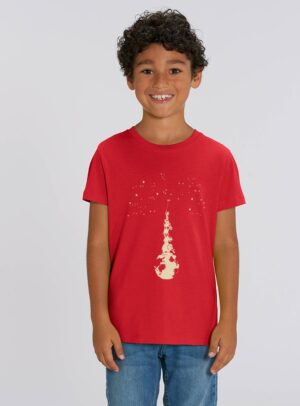 Tshirt enfant manche courte en coton biologique. De couleur rouge avec le dessin d'une pyramide d'animaux qui essayent d'attraper les étoiles. La couleur de la sérigraphie est beige.