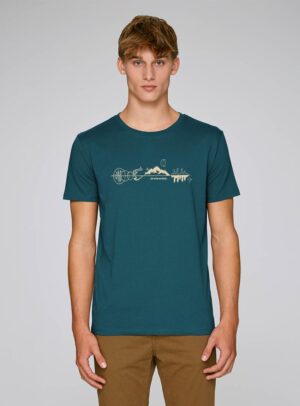 Tshirt homme manche courte en coton biologique avec un dessin représentant les éléments de la nature sur une ligne avec l'inscription des racines aux étoiles de couleur ardoise et de sérigraphie beige.