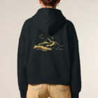 Veste sweat femme en coton biologique de couleur noir avec le dessin d'une montagne et inscription silence dans le dos en sérigraphie doré.